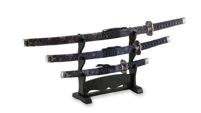 Hopefully she will be able to pick the right one, because you know, Japanese swords all have...oh who am I kidding, they wouldn't try and get this right either.