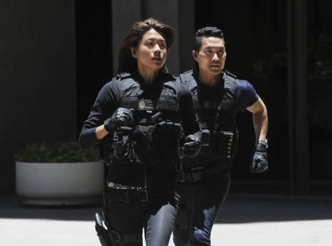rs_1024x759-170630111330-1024.hawaii-five-0-2.ch.063017